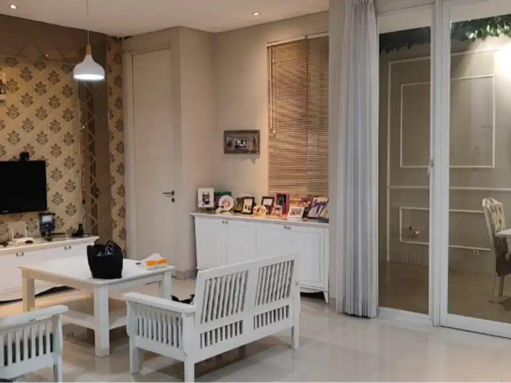 rumah pakuwon city  Malibu palmbeach dkt san antonio dan imperial beach