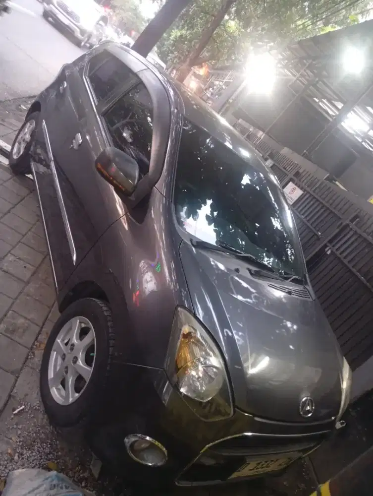 Daihatsu Ayla Abu Matik type X