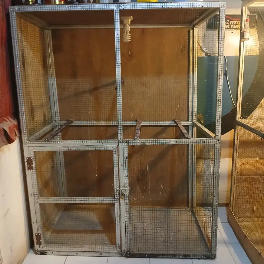 Kandang Burung Umbaran