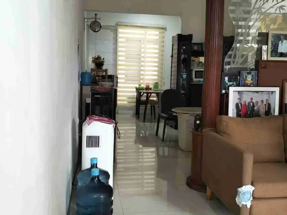 jarang ada tanah luas  bagus di springvile taman Kopo indah 5