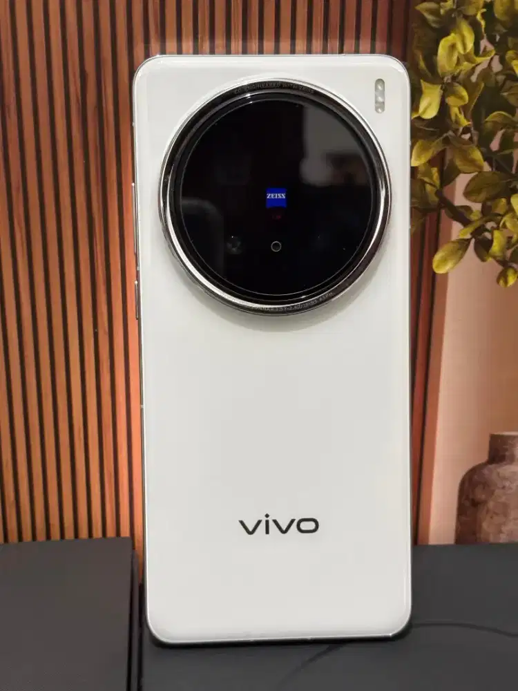 Vivo x200 pro white Beacukai fullset original Like New