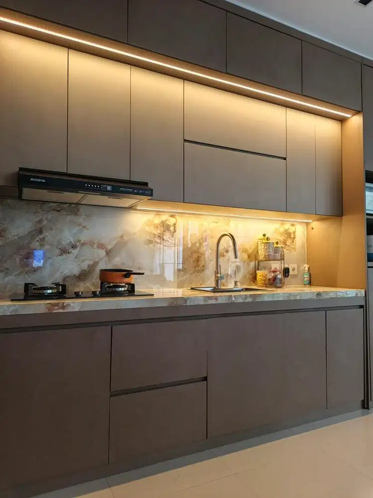 KITCHEN SET - BACKDROP TV - LEMARI TANGGA - KAMAR SET