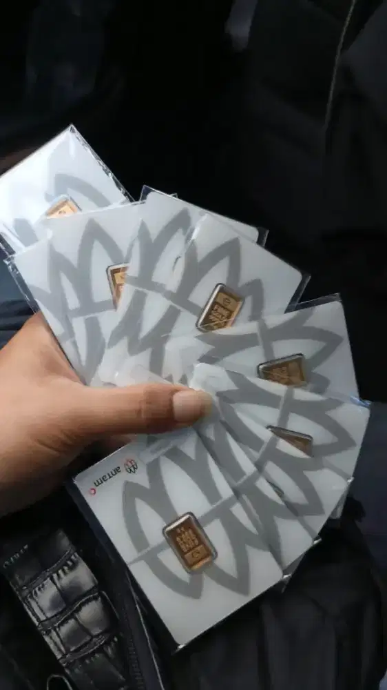 Hallo kami menerima mas dan perak dalam bentuk apapun .