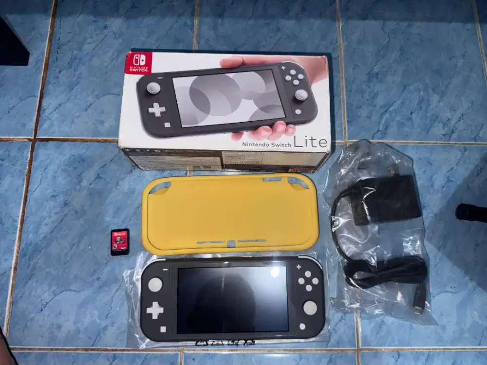 NINTENDO SWITCH LITE V2 OLED BONUS GAME