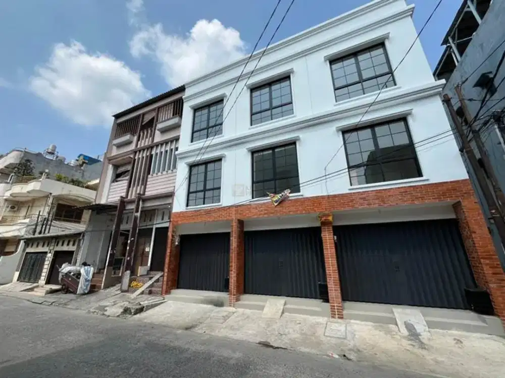 Lebih Luas, Baru Jadi Dan Siap Huni! Disewakan Ruko Pademangan 4 Lantai + Rooftop Dekat Mangga Dua Square & Ancol