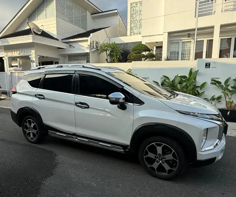 Xpander Cross CVT Matic 2020 NIK 2019