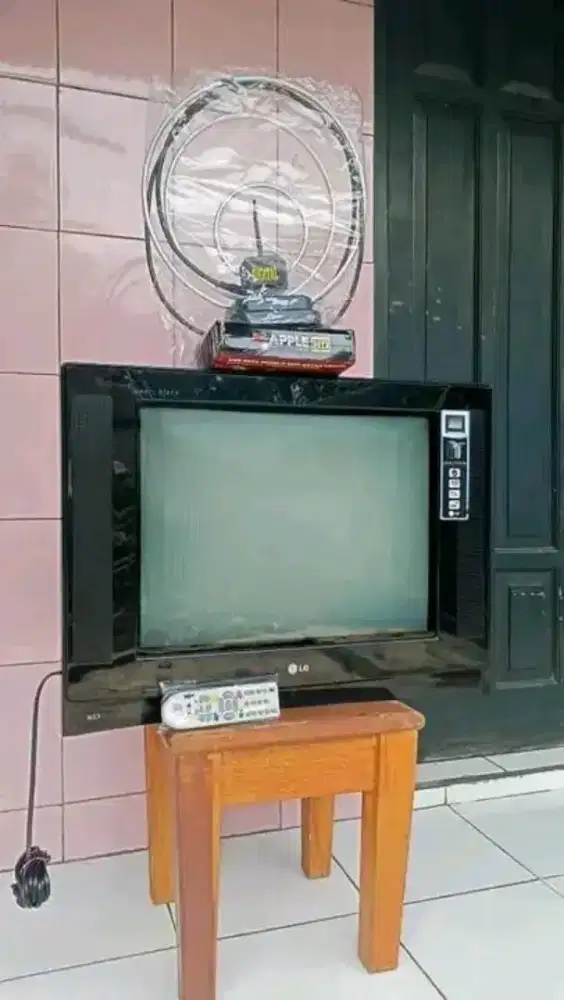 TV 21 INCH LG SLIM FLAT FULLSET