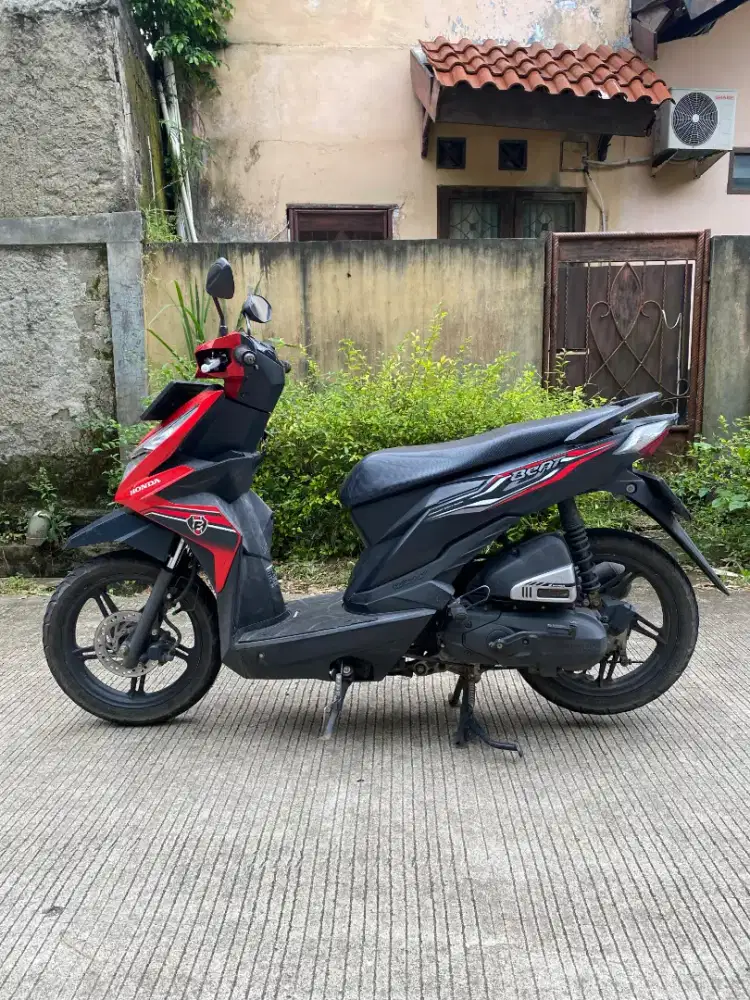Di jual Motor Honda Beat Th 2019 pajak On tipe tertinggi