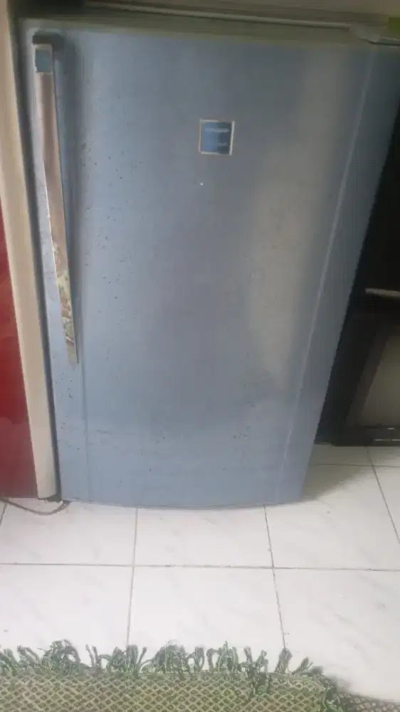 Kulkas Sharp satu pintu