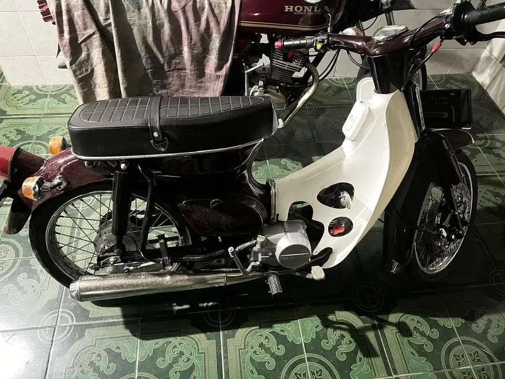 Dijual honda c70