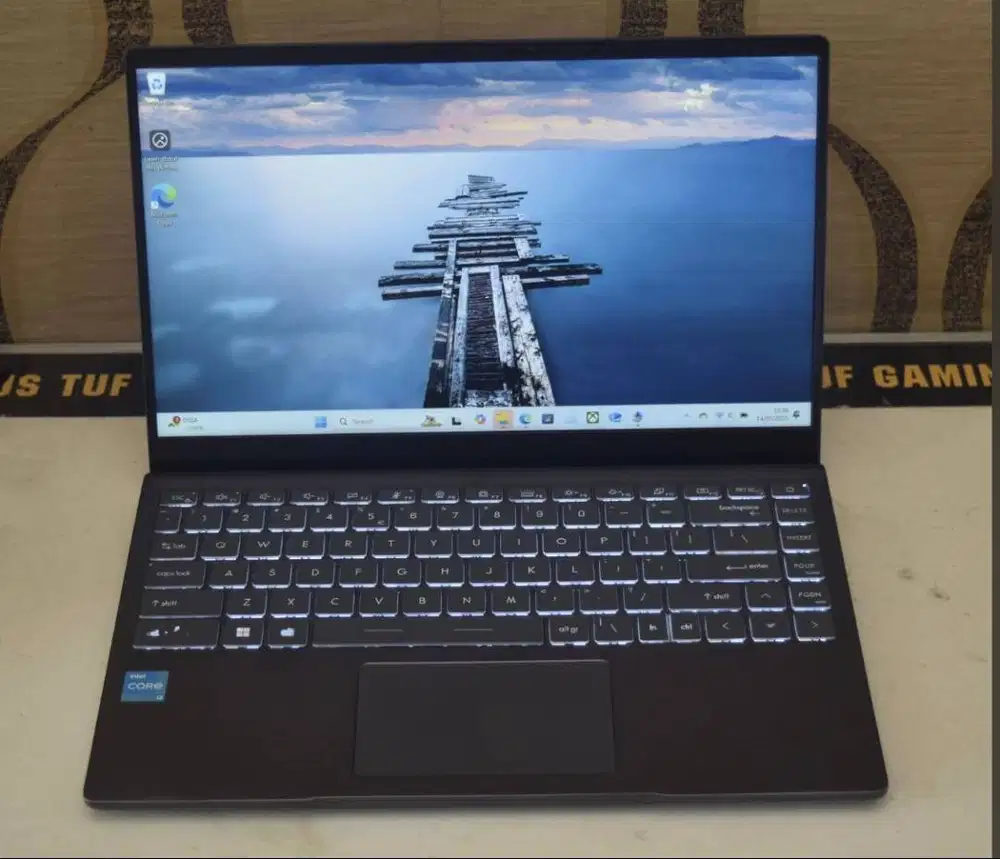 BISA DI BELI LAPTOP PEMAKAIAN BARU 3 BULAN