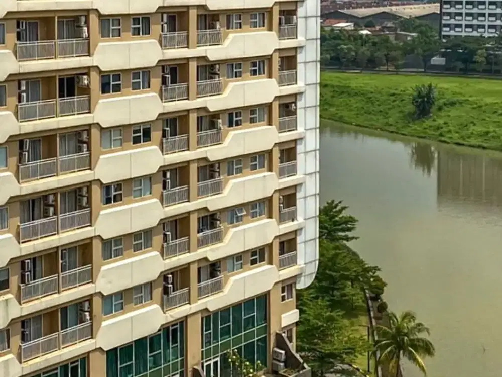 Disewakan Apartemen Trivium 3br South Lokasi Strategis dan view Bagus