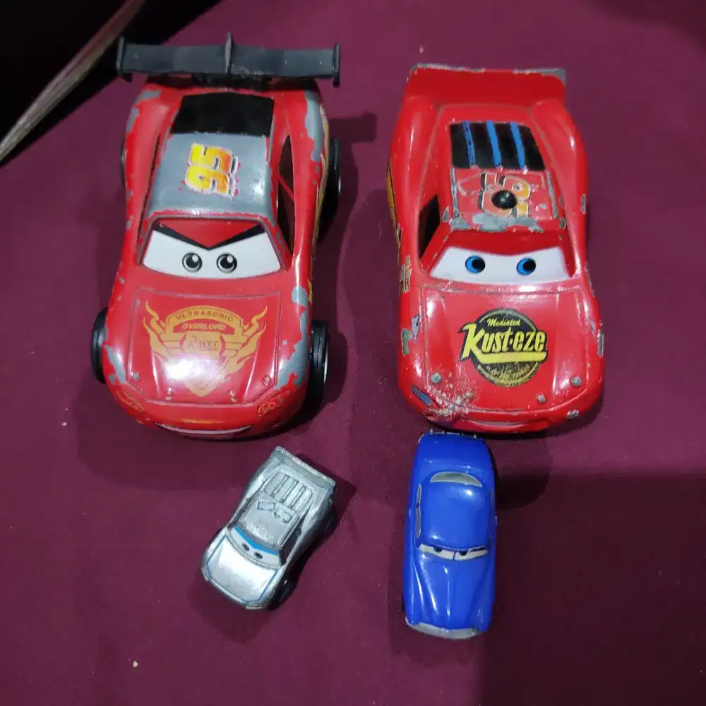 Cars toys bahan metal