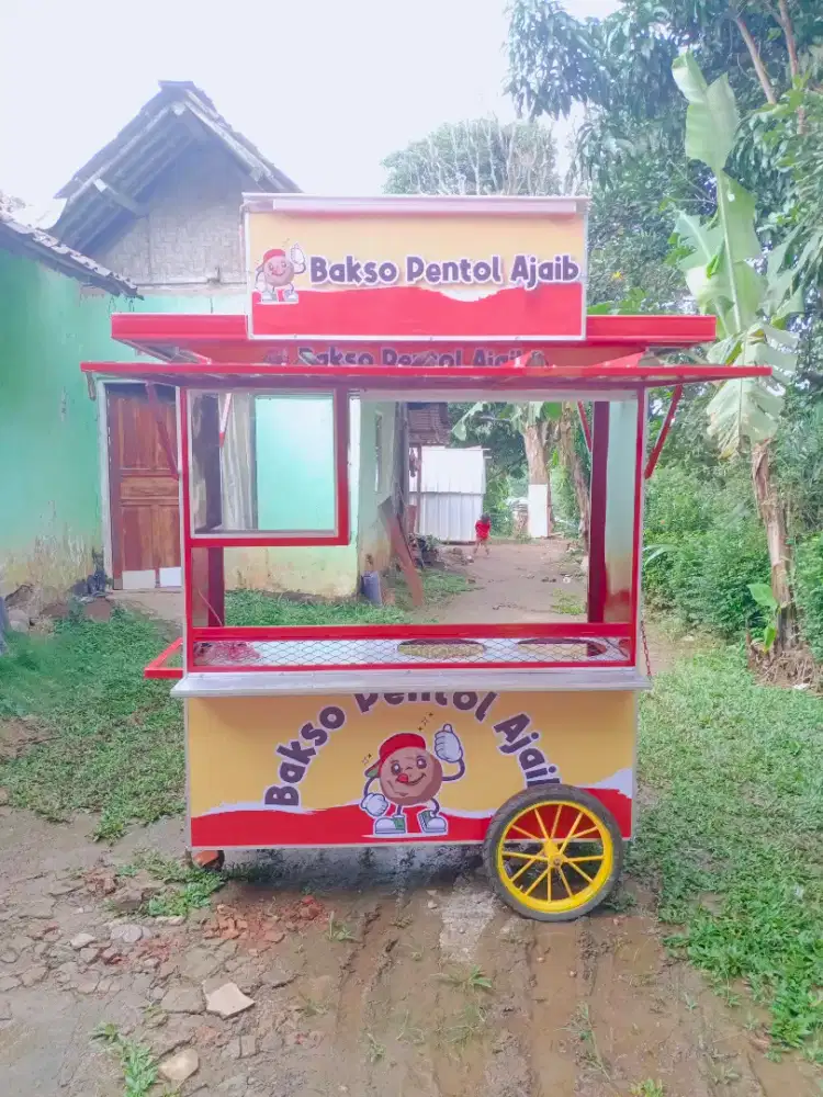 Gerobak jualan pentol