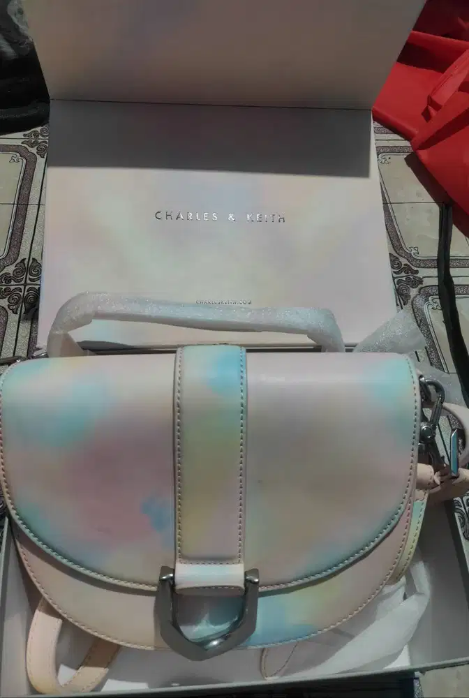 TAS CHARLES N KEITH