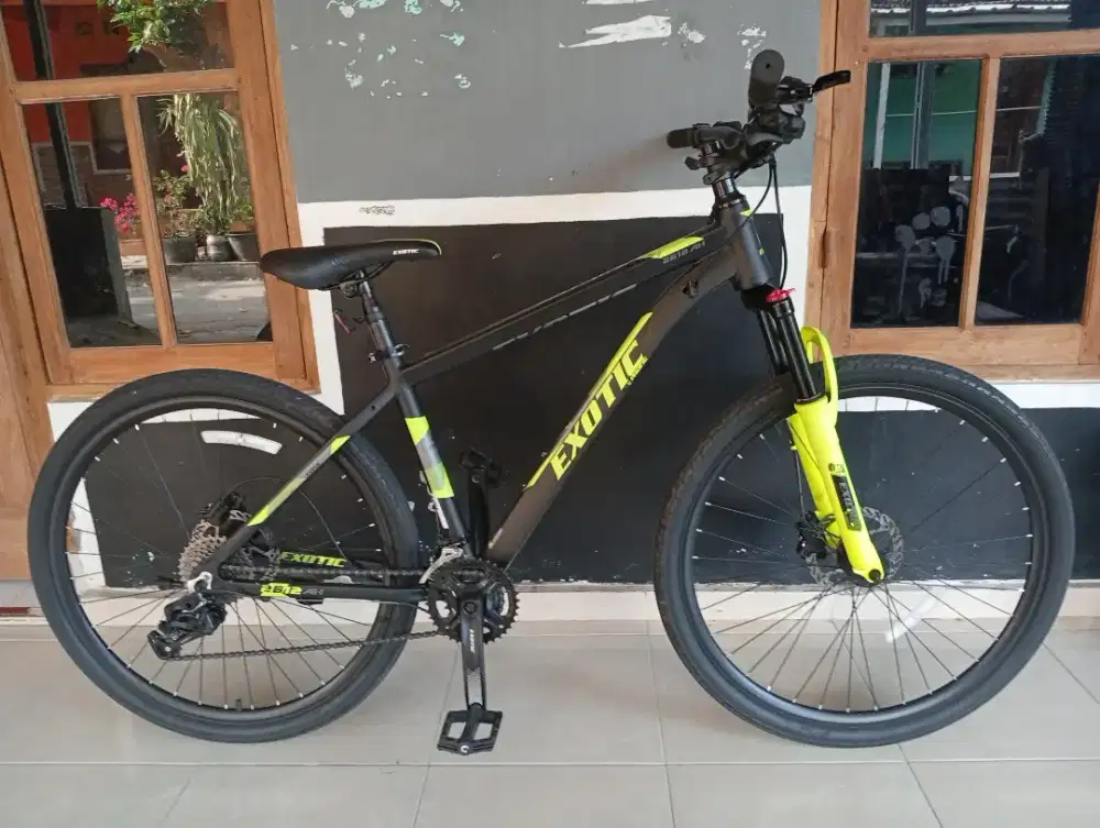 Exotic 2612 AH uk 27.5