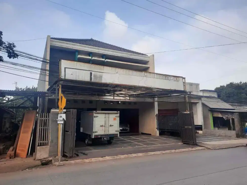Ruang Usaha Ex Showroom Di Cimuning, Setu, Bekasi