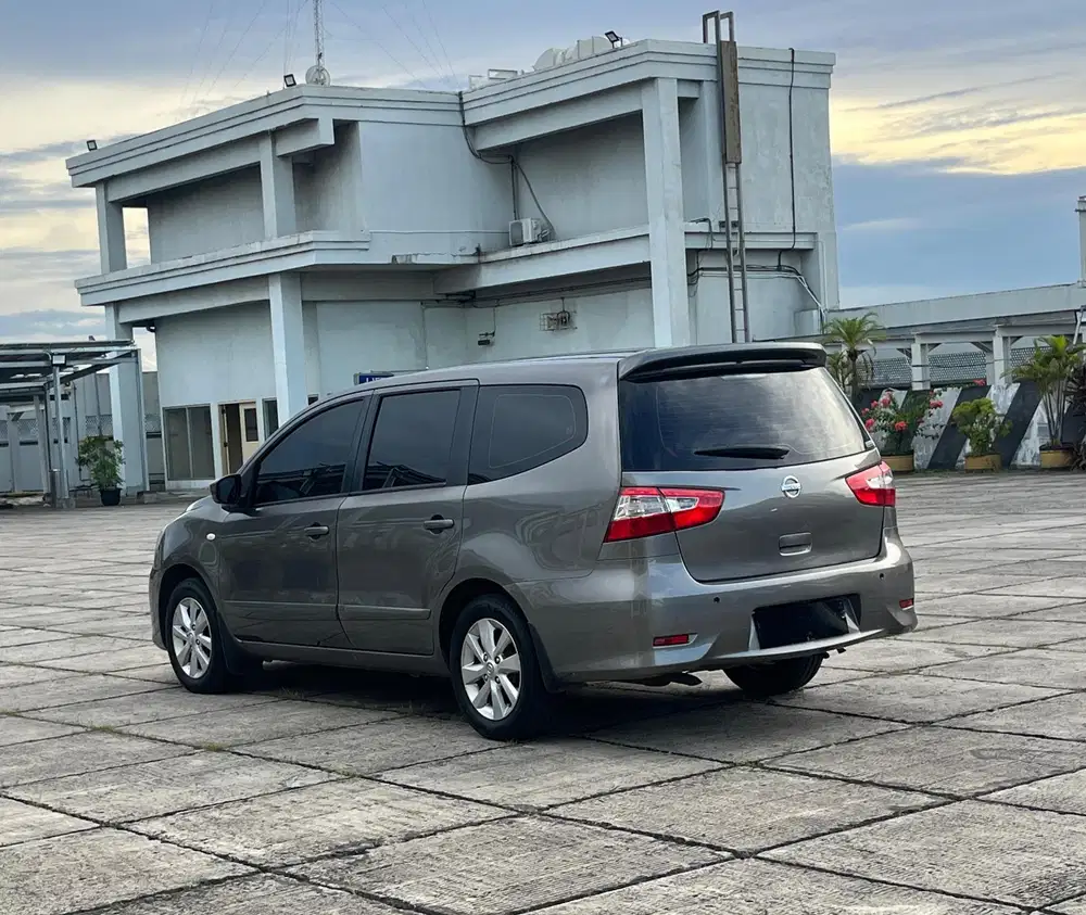 [ DP 15 ] NISSAN LIVINA 1.5 XV  Facelift 2014