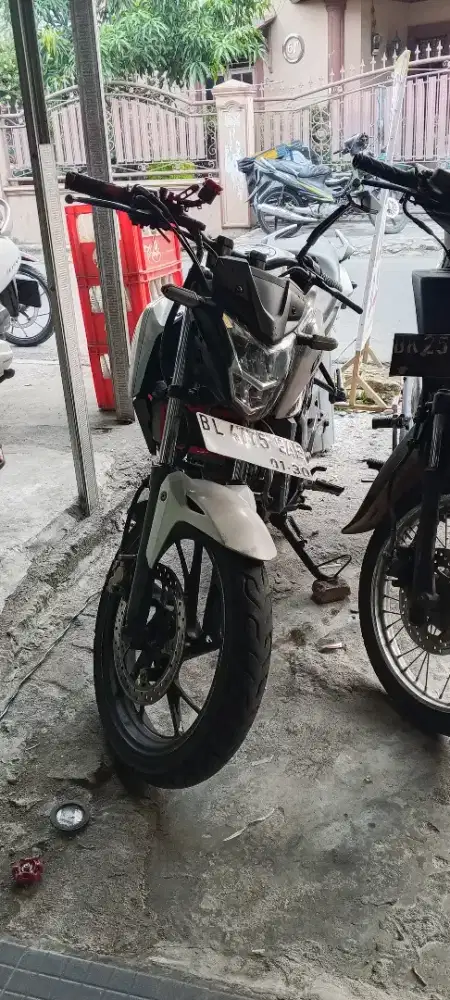 Cb150r Lengkap plat hidup 2030