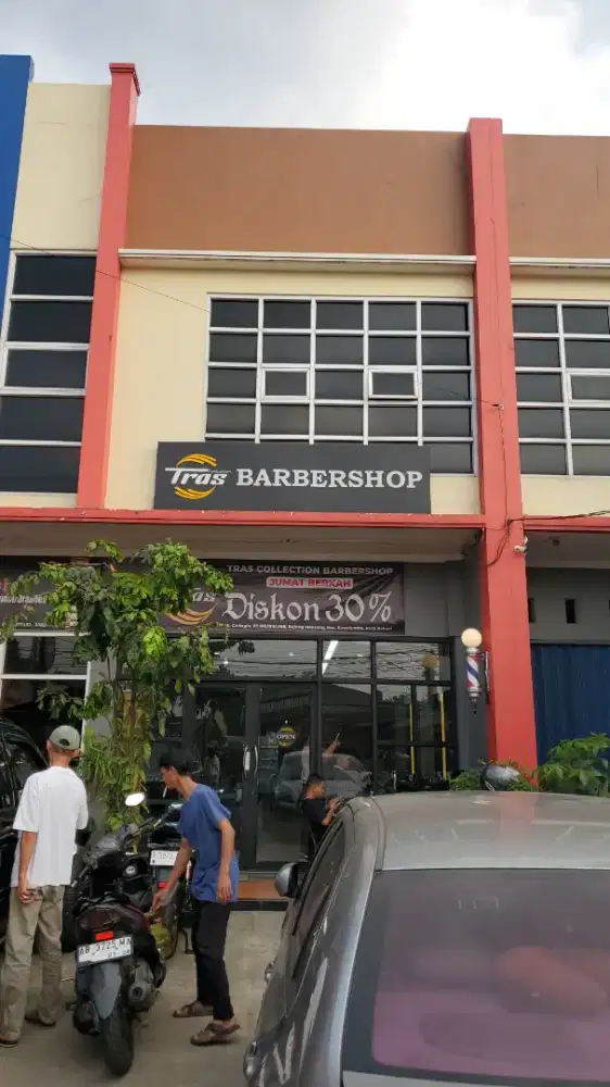 Lowongan Hair Stylist / Kapster