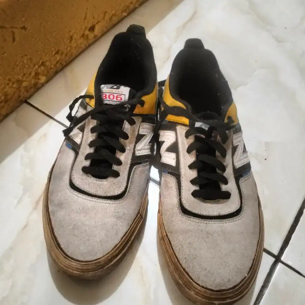 Di jual Sepatu New Balance numerik ukuran 41 bekas
