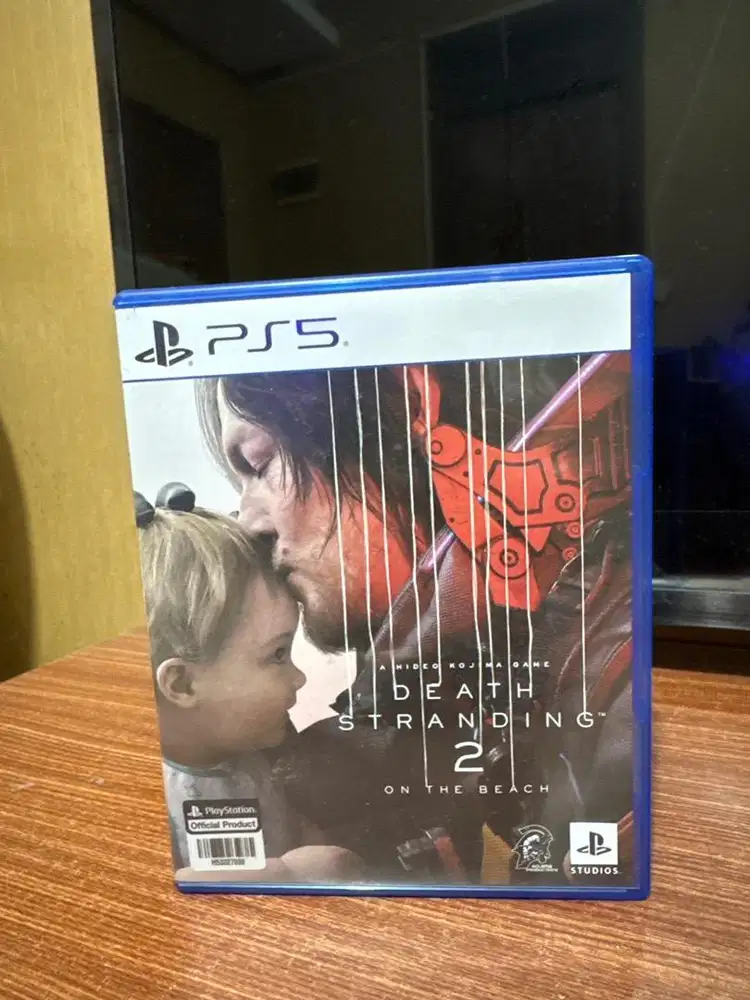 BD PS 5 Death Stranding 2 on the beach