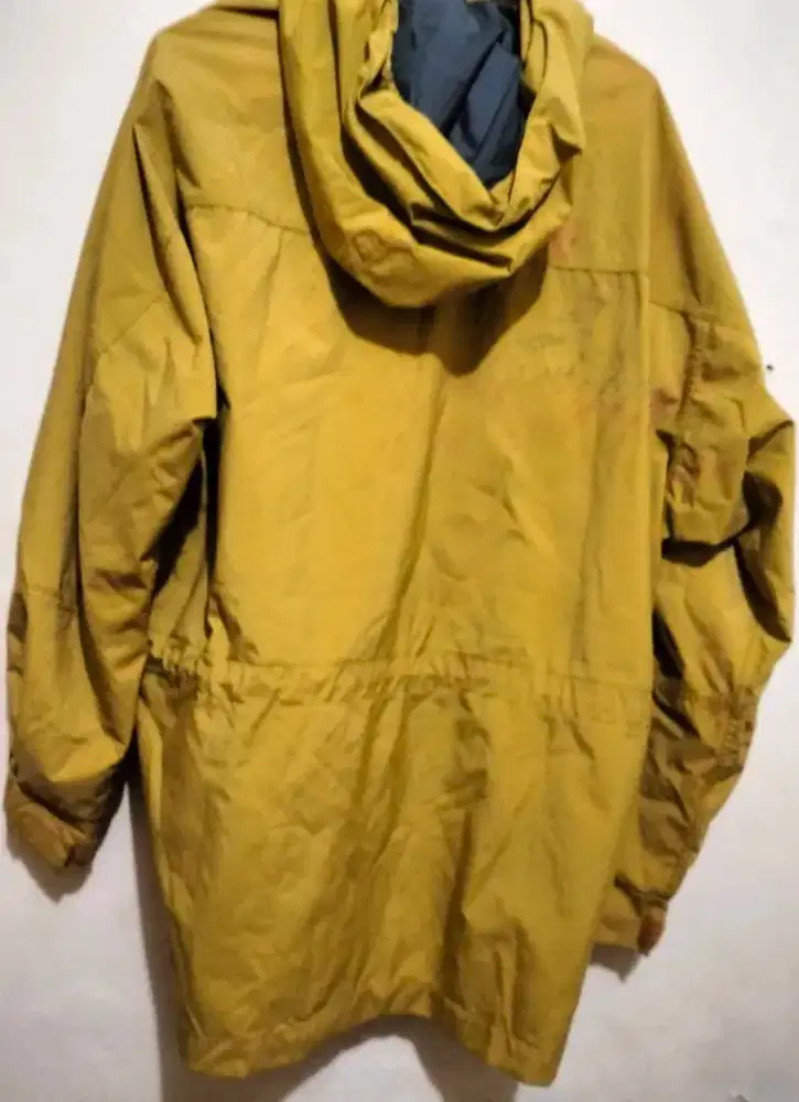 Jaket Hoodie ukuran L bekas koleksi pribadi