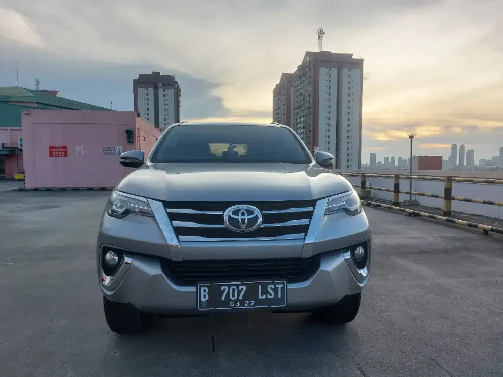 Toyota Fortuner VRZ 4X2 AT Diesel