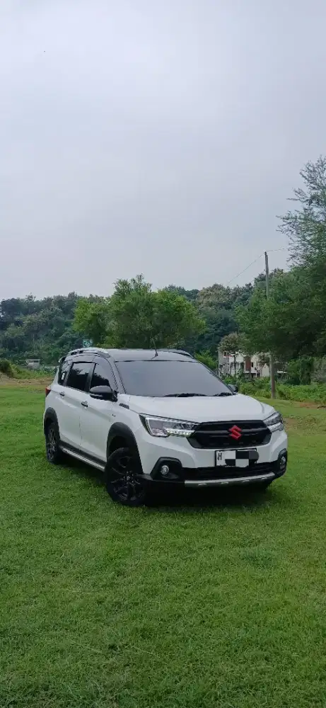 XL7 Alpha Hybrid Istimewa Low KM