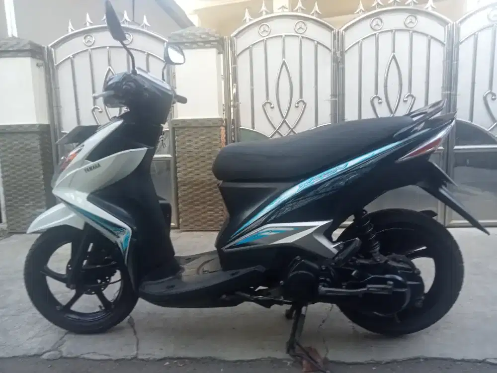 Yamaha Xeon 2011