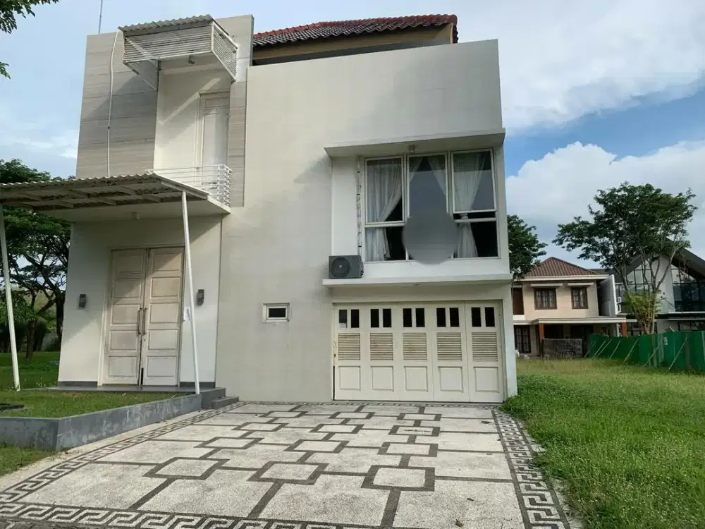 DISEWAKAN RUMAH CASA TOBAGO GRAND ISLAND PAKUWON CITY