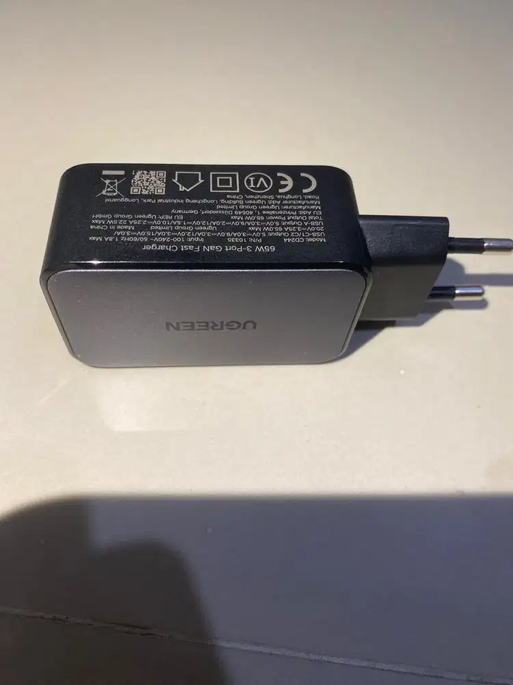 Charger ugreen 65w ( baru beli 3hari