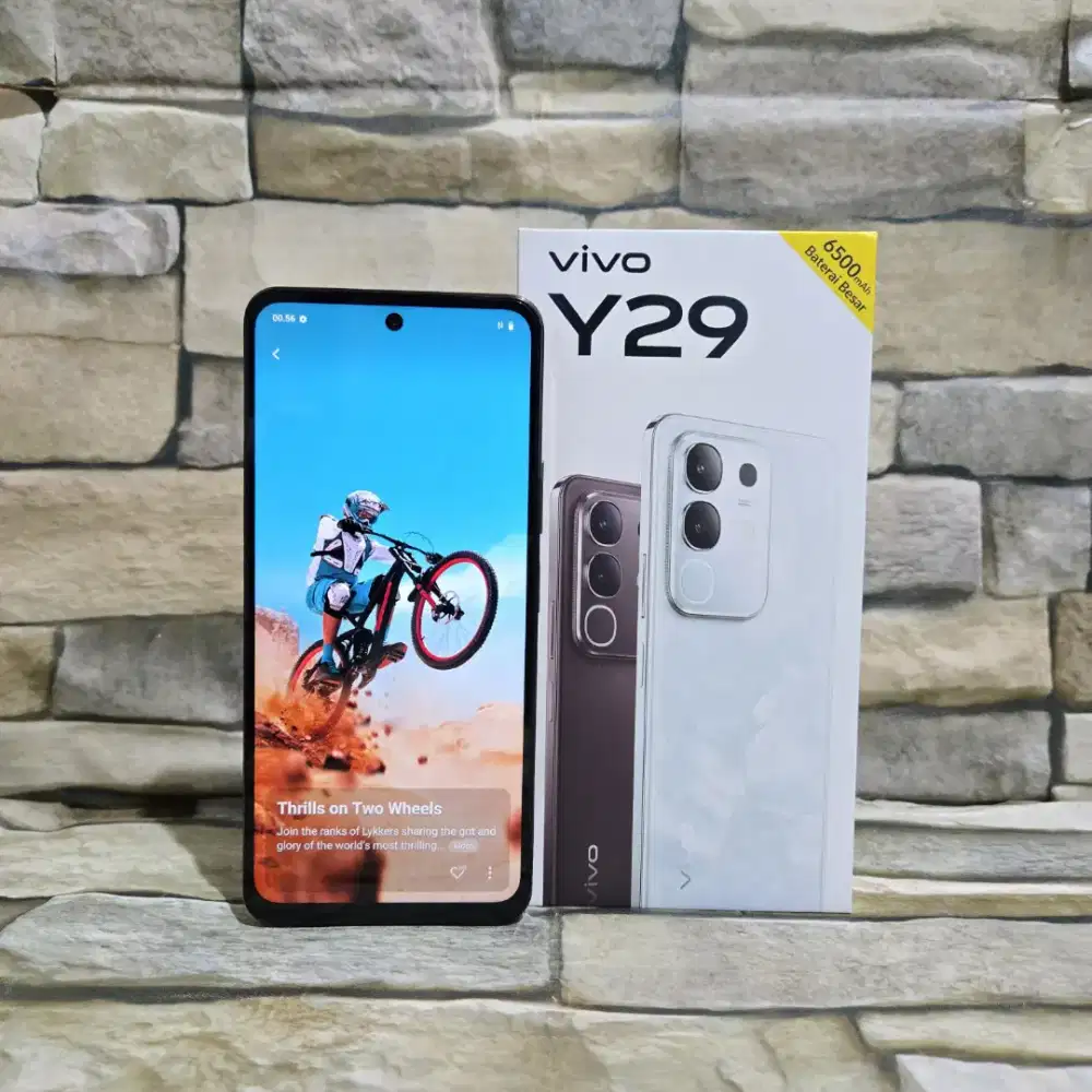 Vivo Y29 4G 8/128 fullset segel mulus 95% siap pakai