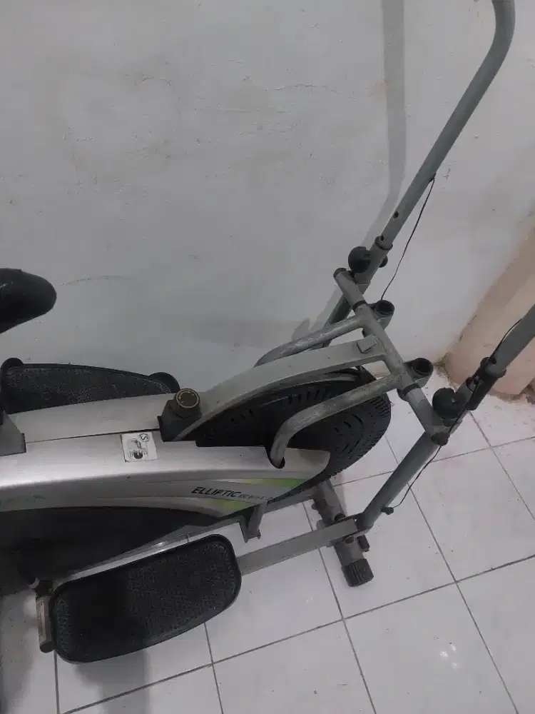 Dijual Sepeda Statis (Eliptical Bike) Orbitrack Tracer