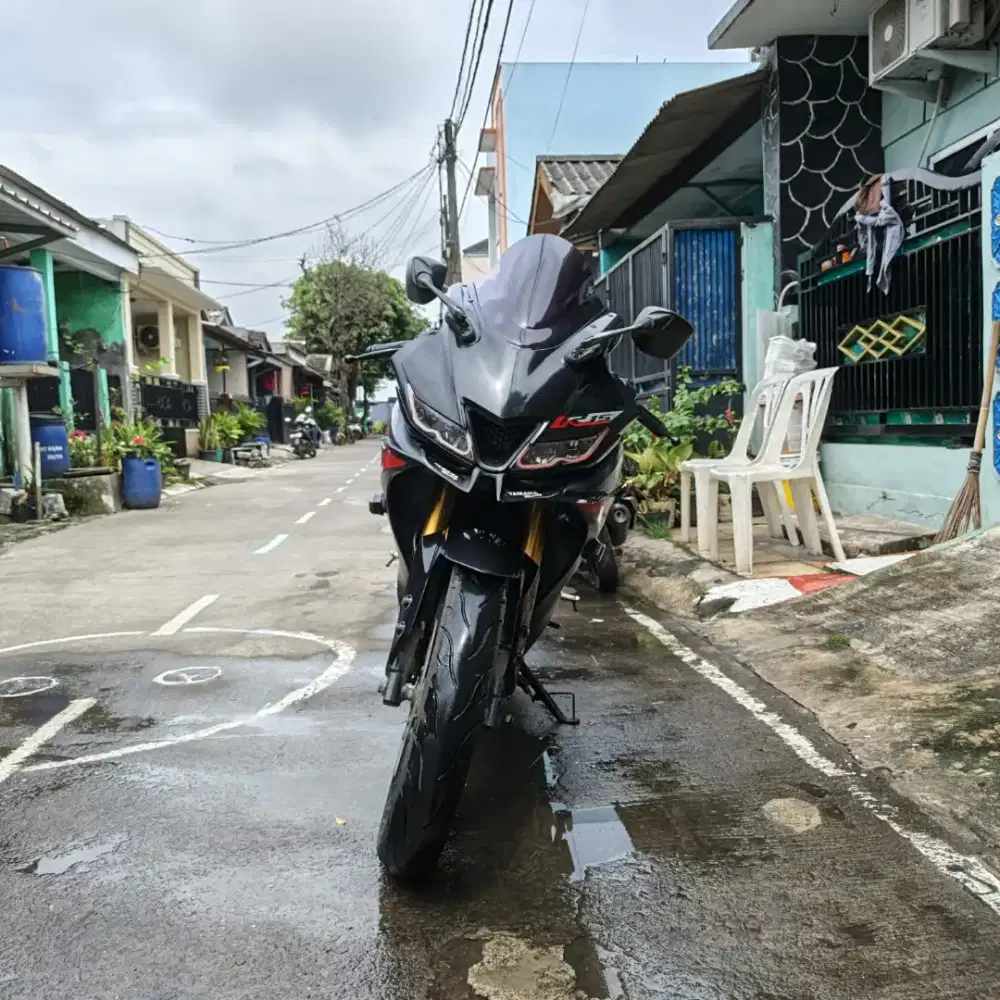 DIJUAL R15 V3 2019