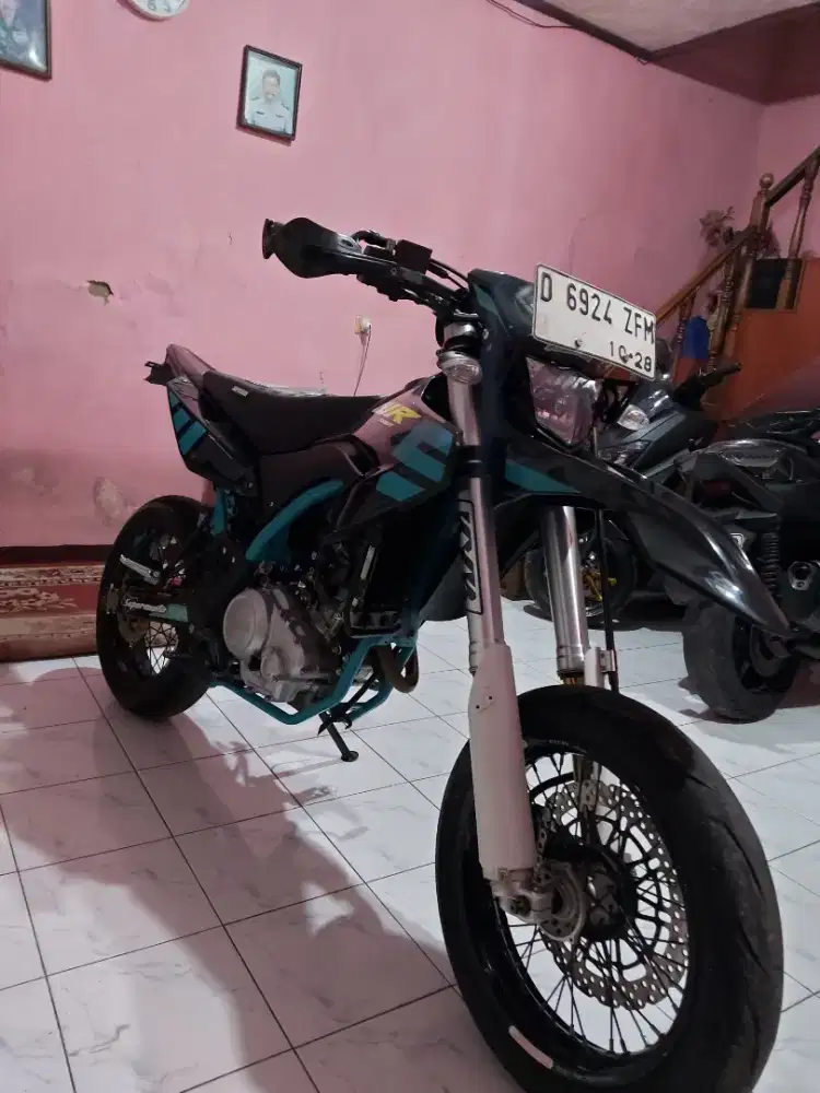 Yamaha WR 155 fullmodif