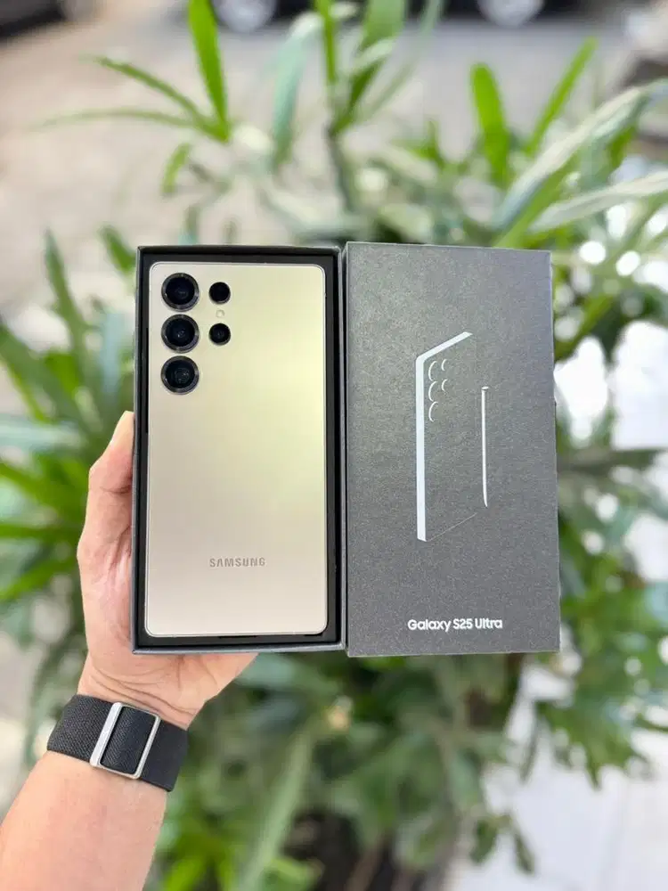 Samsung S25 Ultra 5G 12/256 gb SEIN Second Like New Fullset Original