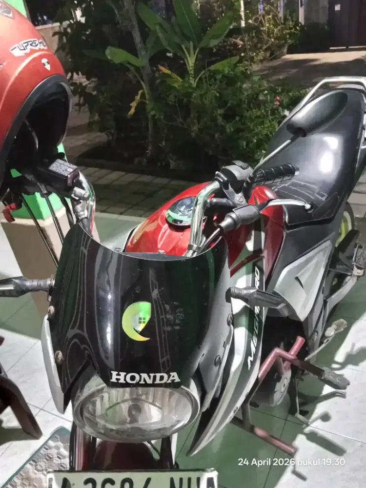 Mega pro mono th 2014