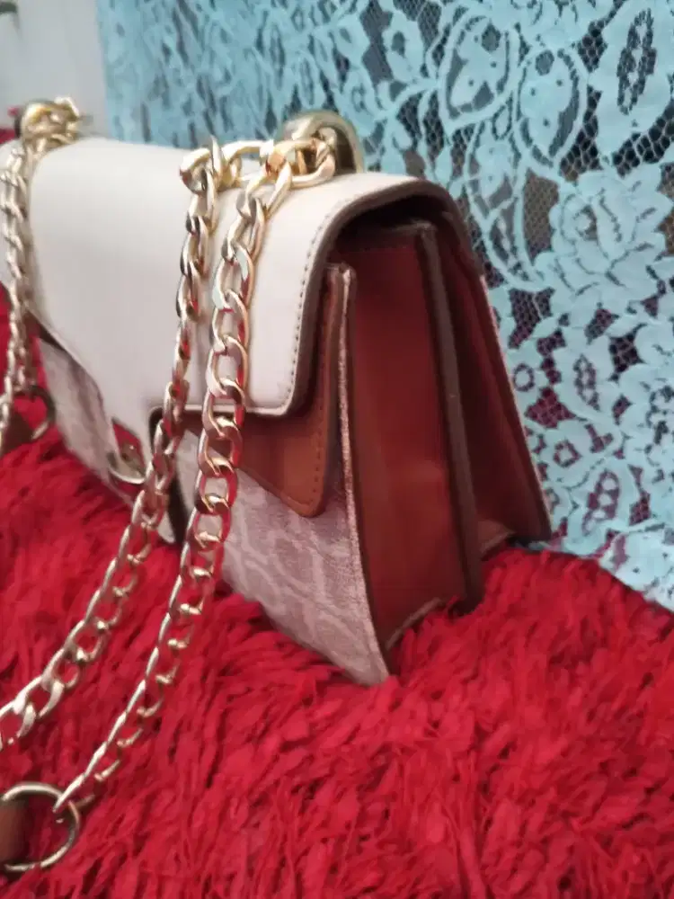 LES CATINO SLING BAG RANTAI MULUS YA