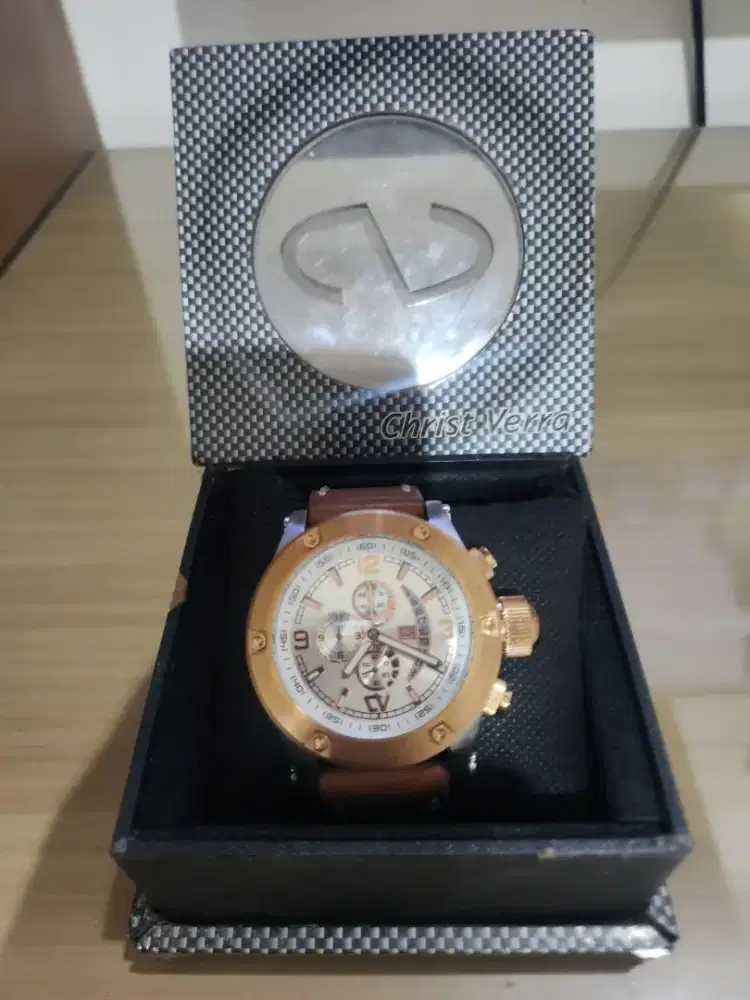 Christ verra 52300G chrono tgl aktif leather gold ori mulus mewah sby