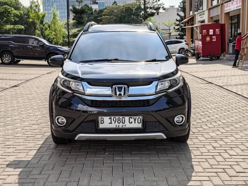 HONDA BRV 1.5 E MANUAL 2016 HITAM
