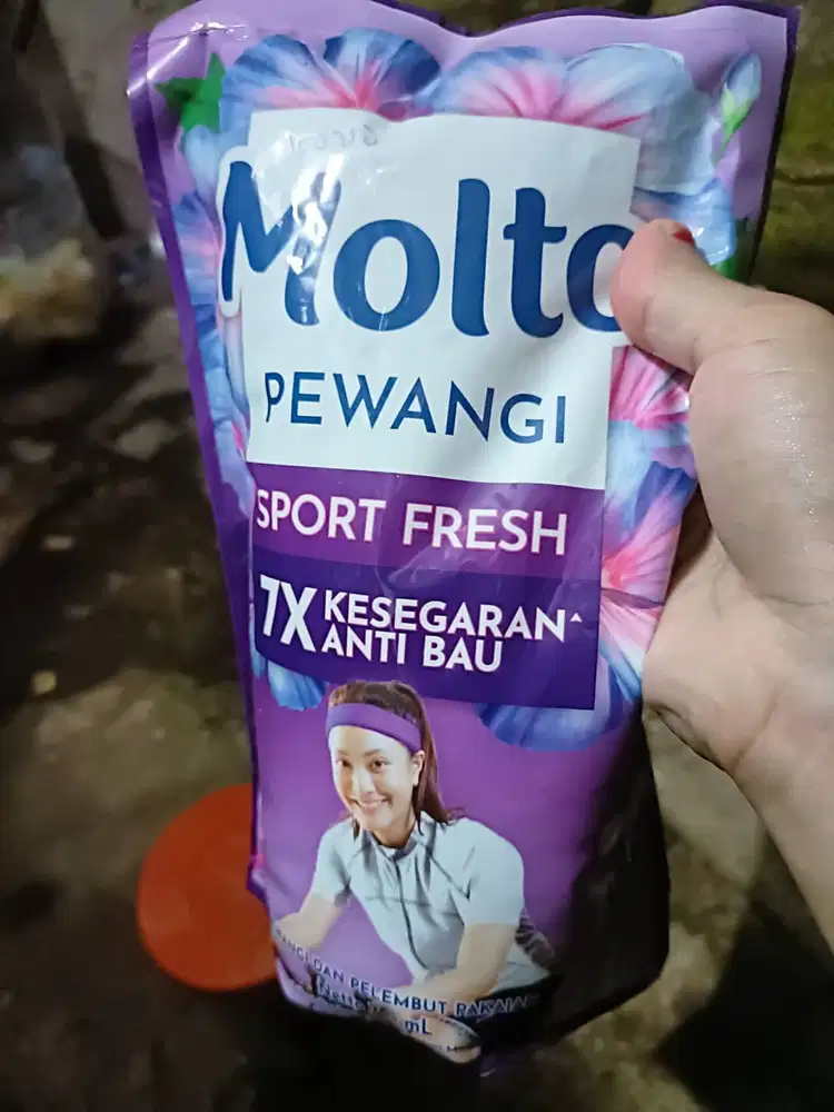 dijual aja minyak goreng,beras,molto,rinso,gentle gen masih baru