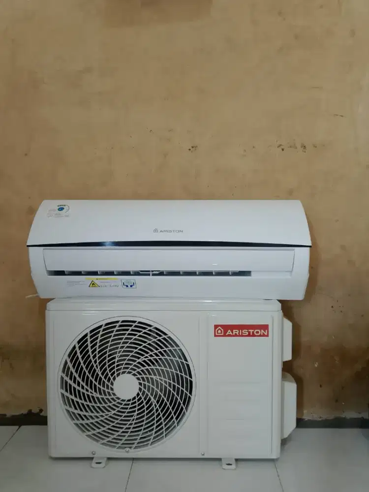 Jual/TT AC ½PK seken rasa baru