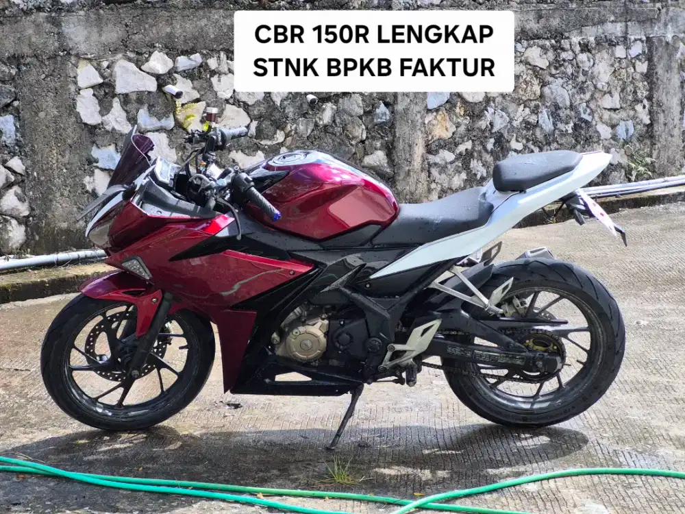 CBR 150R 2016 baru repaint maroon lengkap sampe faktur