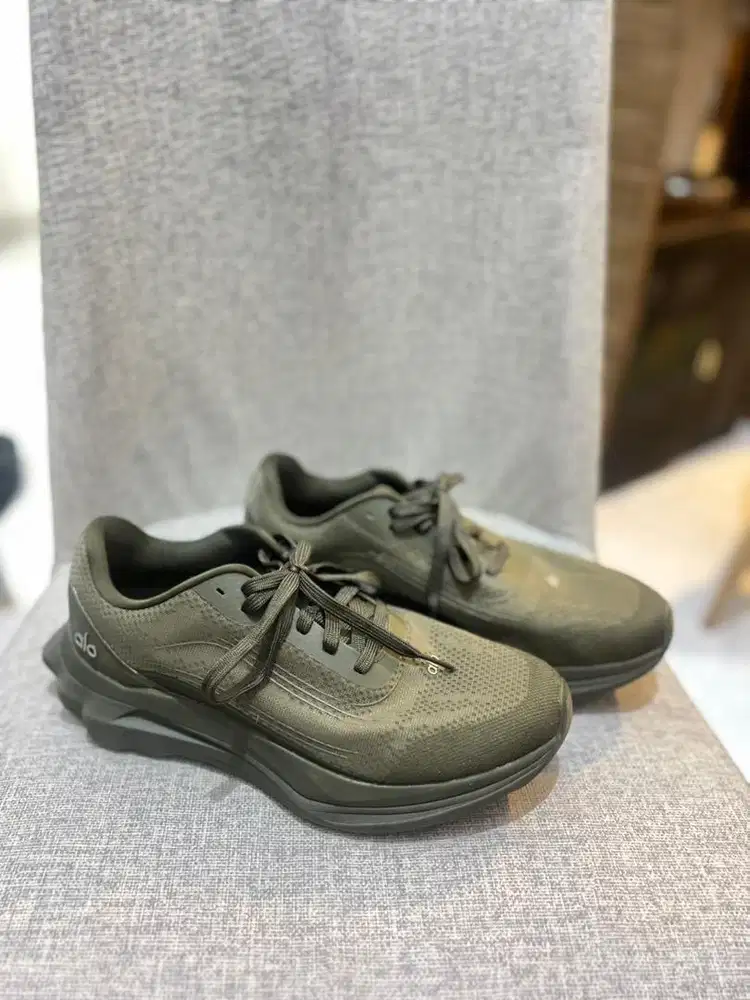 ALO RUNNER A0590U Green Olive