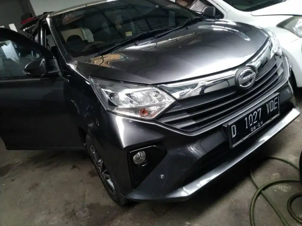 DP10 JT Daihatsu Sigra R Deluxe Matic 2021 Km70rb record