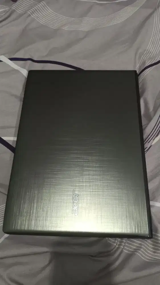 Laptop Acer Aspire E5-476G