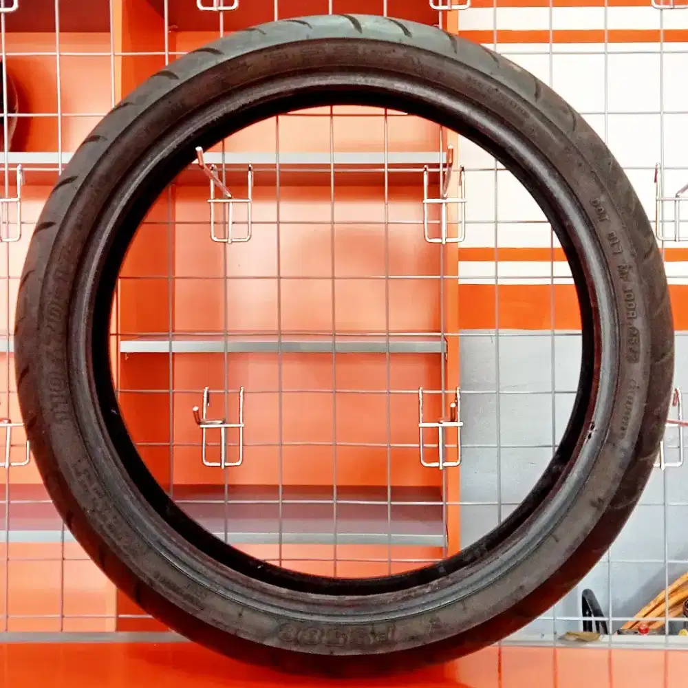 Ban Tubeless Presa tapak lebar 110/70-17