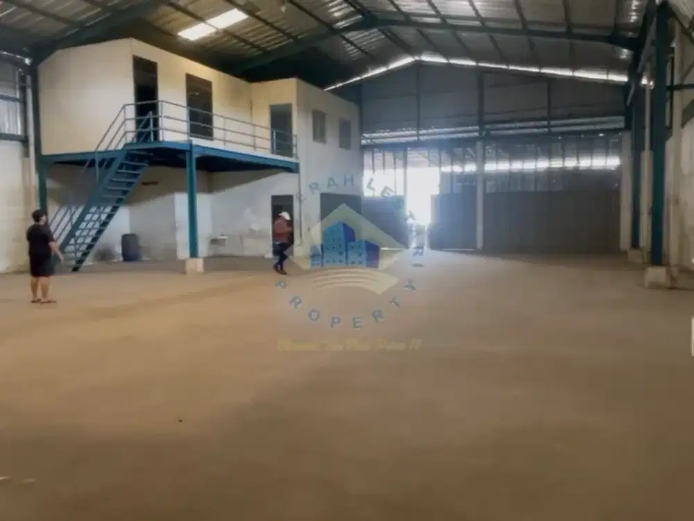 DISEWAKAN GUDANG AKSES TOL DEKAT - Legok, Tangerang