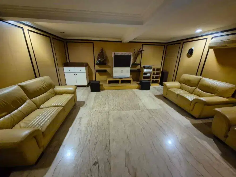 RUMAH HOOK MODERN FULL FURNISHED Villa Permata Gading Kelapa Gading